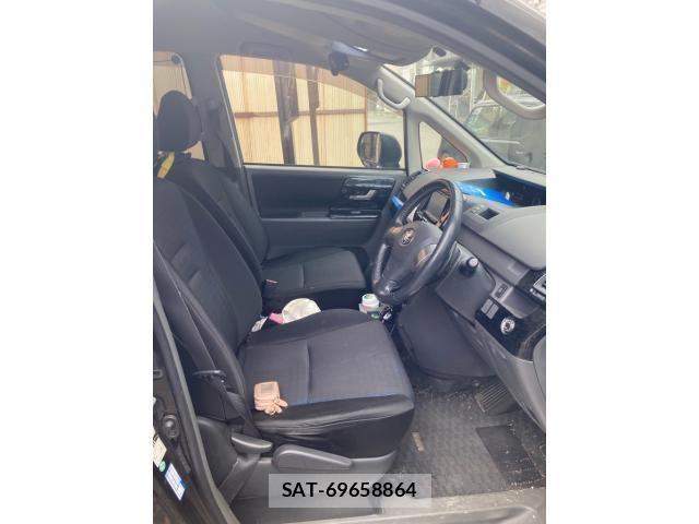 Toyota VOXY 2008-01 7503345-16