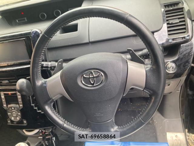 Toyota VOXY 2008-01 7503345-18