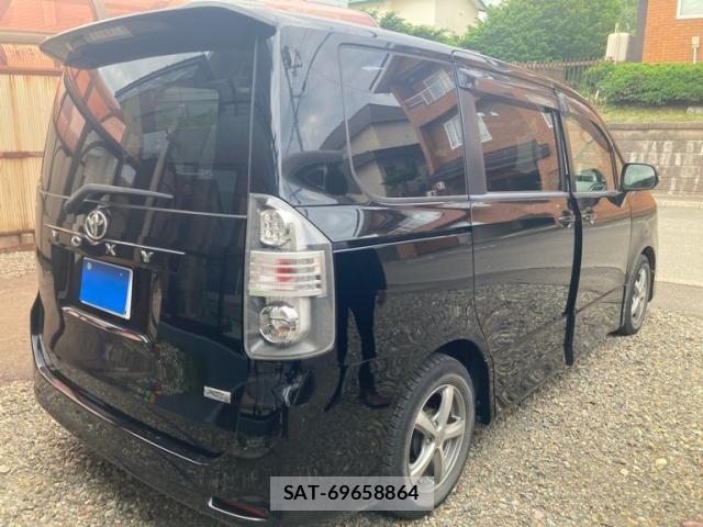 Toyota VOXY 2008-01 7503345-3