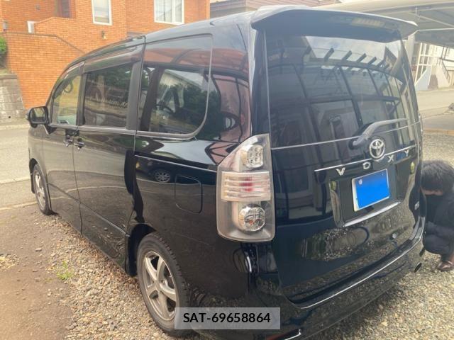 Toyota VOXY 2008-01 7503345-4