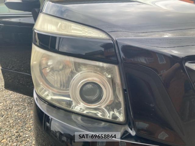 Toyota VOXY 2008-01 7503345-5