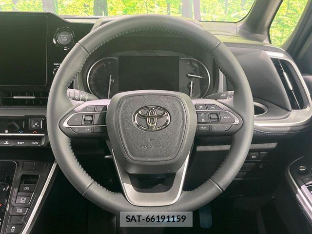 Toyota VOXY 2026-06 7503339-12