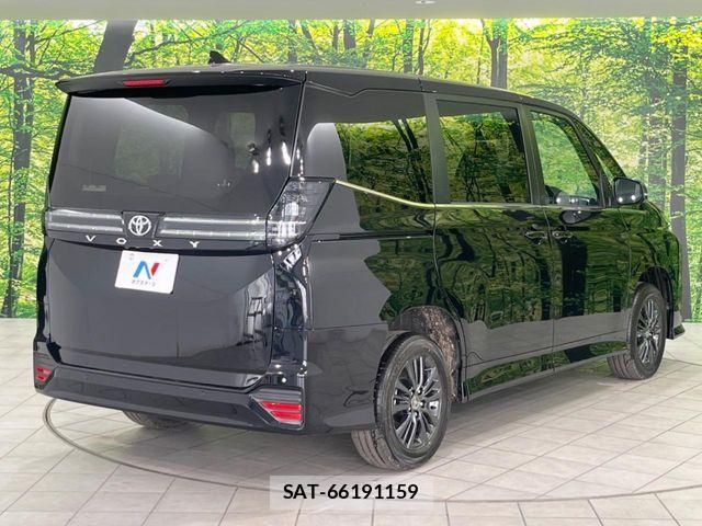 Toyota VOXY 2026-06 7503339-18
