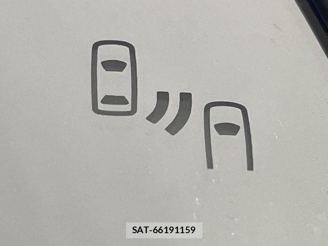 Toyota VOXY 2026-06 7503339-5