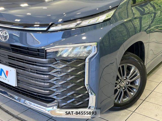Toyota VOXY 2025-06 7503340-12