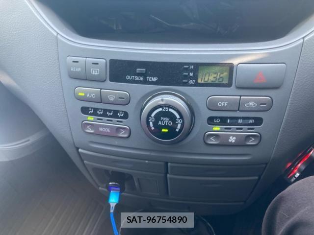 Toyota VOXY 2004-12 7563004-18