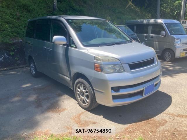 Toyota VOXY 2004-12 7563004-2