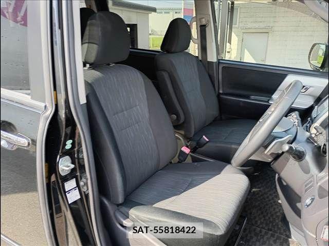 Toyota VOXY 2011-05 7620940-19