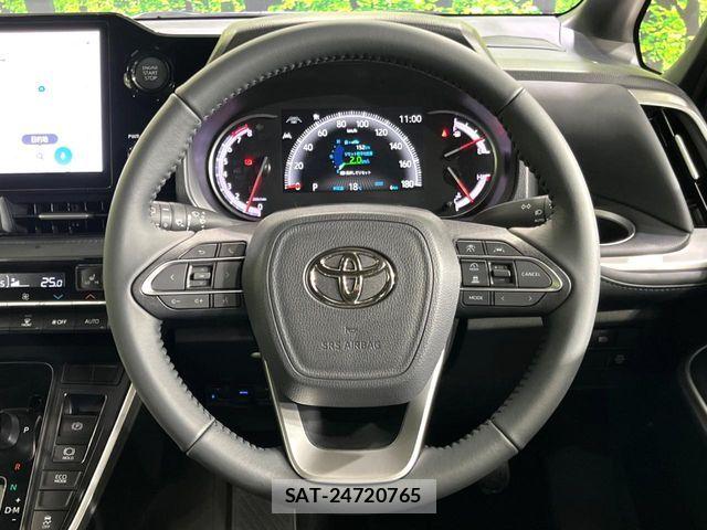 Toyota VOXY 2026-06 7620923-12
