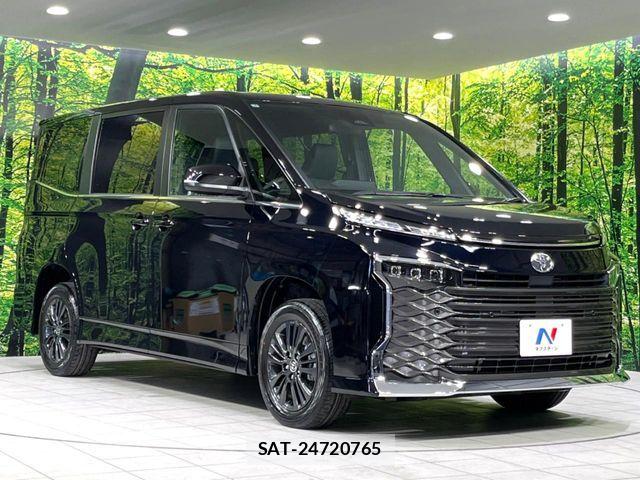 Toyota VOXY 2026-06 7620923-17