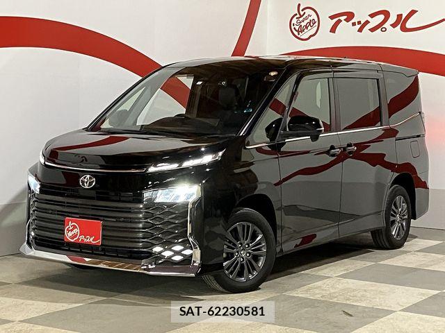 Toyota VOXY 2023-06 7620925-0