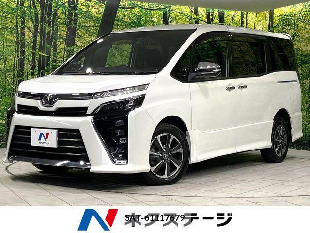 Toyota VOXY 2018-08 7620928-0