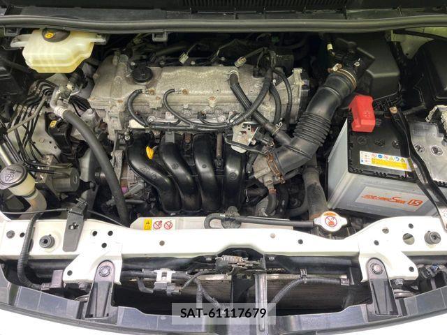 Toyota VOXY 2018-08 7620928-18
