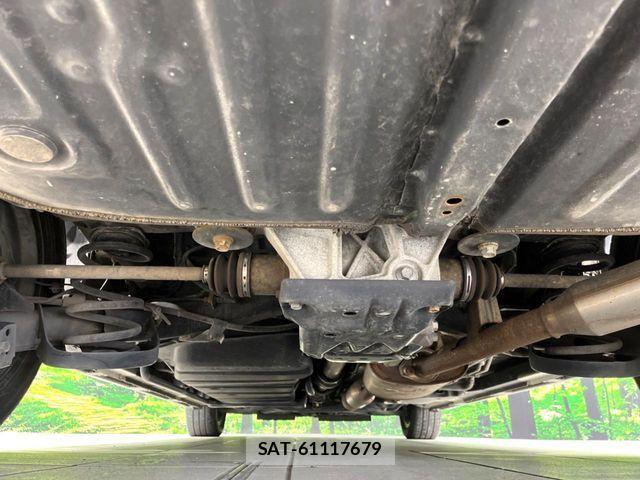 Toyota VOXY 2018-08 7620928-19