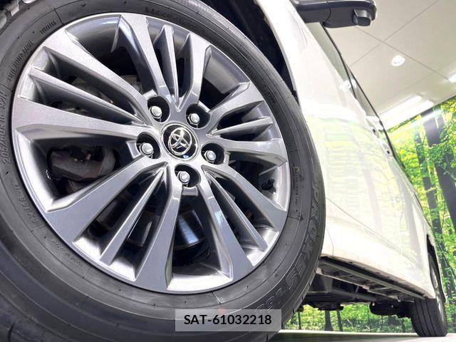 Toyota VOXY 2024-04 7620927-13