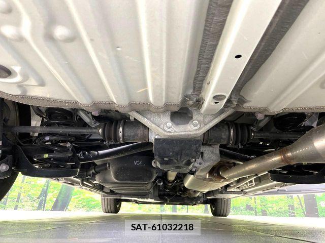 Toyota VOXY 2024-04 7620927-19
