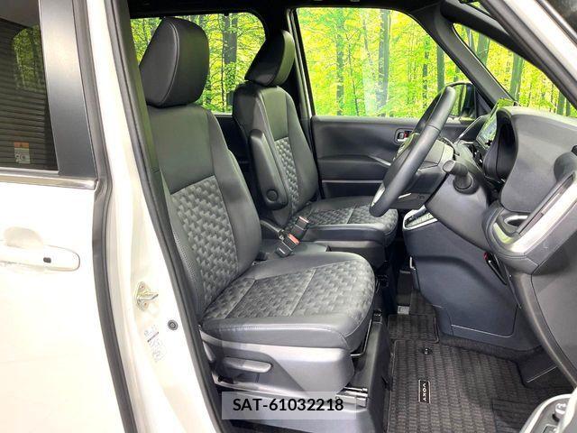 Toyota VOXY 2024-04 7620927-7