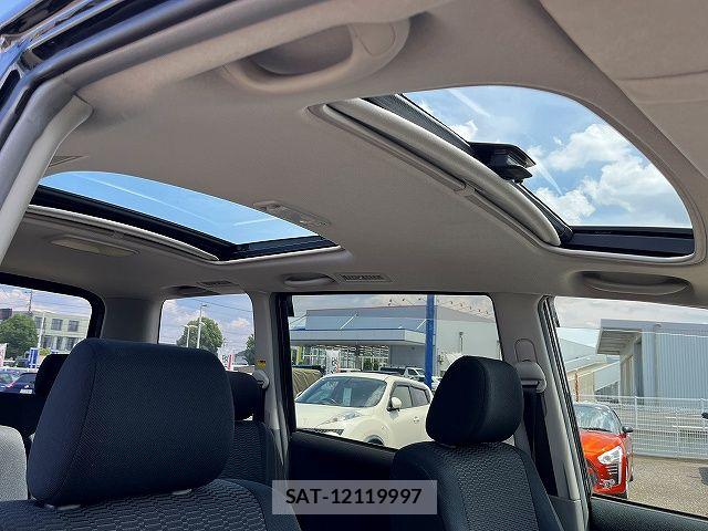 Toyota VOXY 2005-10 7620936-11
