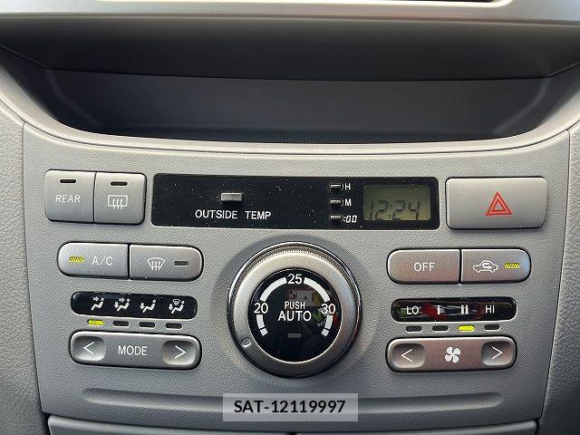 Toyota VOXY 2005-10 7620936-14
