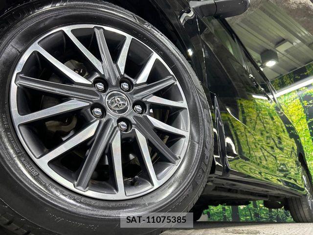 Toyota VOXY 2014-03 7620935-13
