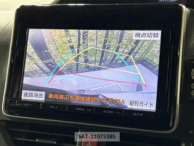 Toyota VOXY 2014-03 7620935-3
