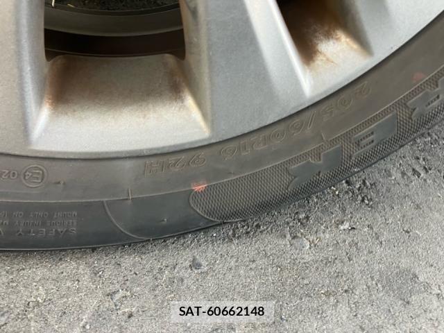Toyota VOXY 2013-08 7730071-16