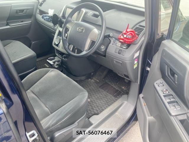 Toyota VOXY 2007-07 7730073-10