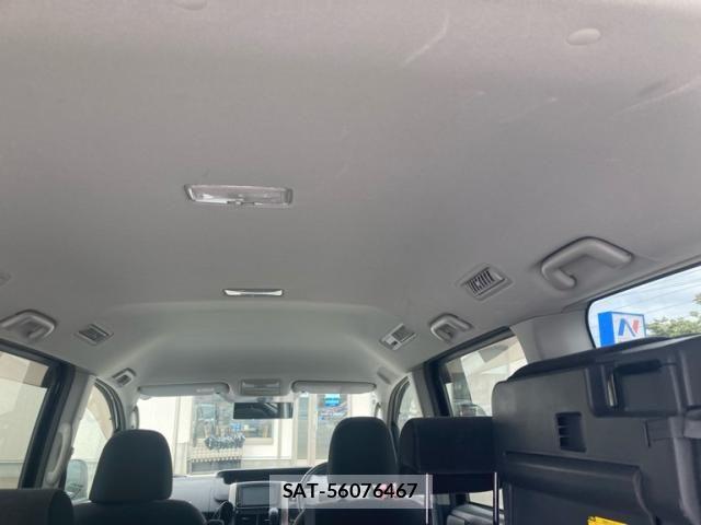 Toyota VOXY 2007-07 7730073-13