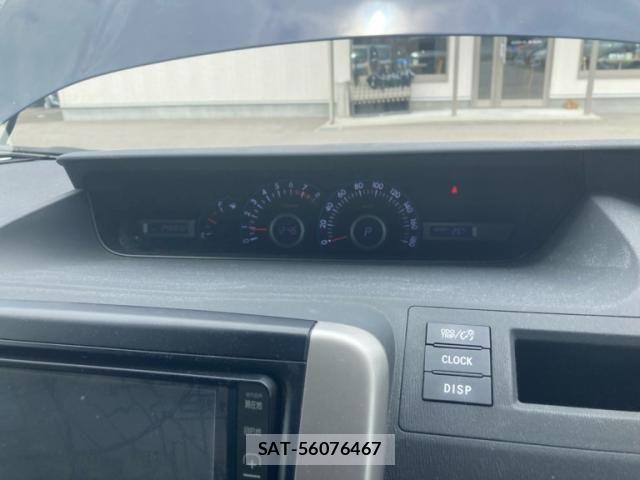 Toyota VOXY 2007-07 7730073-15