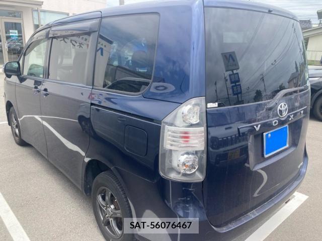 Toyota VOXY 2007-07 7730073-4