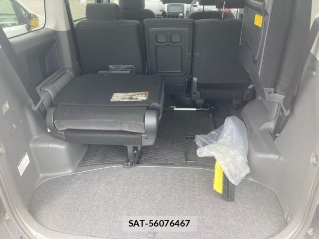 Toyota VOXY 2007-07 7730073-8