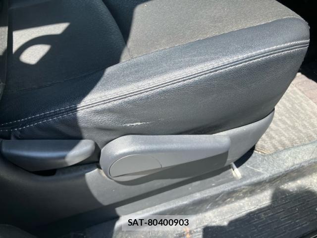 Toyota VOXY 2013-07 7730070-15