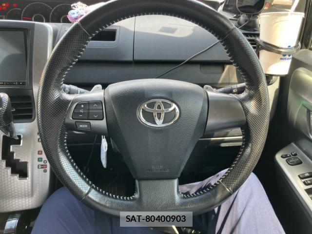 Toyota VOXY 2013-07 7730070-19