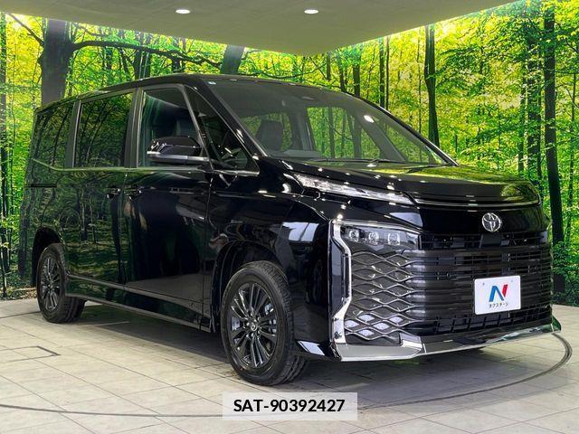 Toyota VOXY 2026-06 7730060-16