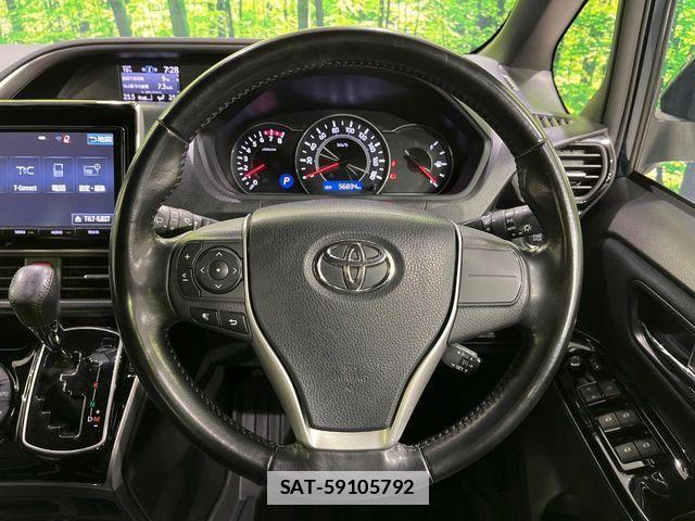 Toyota VOXY 2018-03 7730062-11