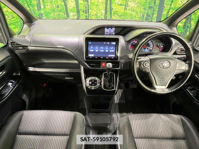Toyota VOXY 2018-03 7730062-1