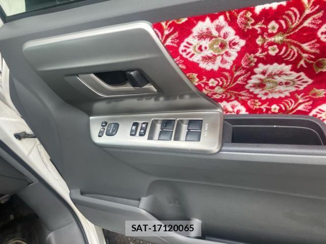 Toyota VOXY 2007-09 7730072-16