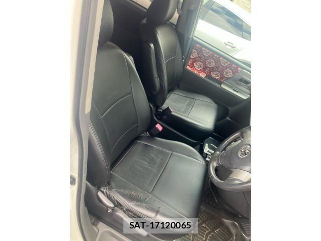 Toyota VOXY 2007-09 7730072-17