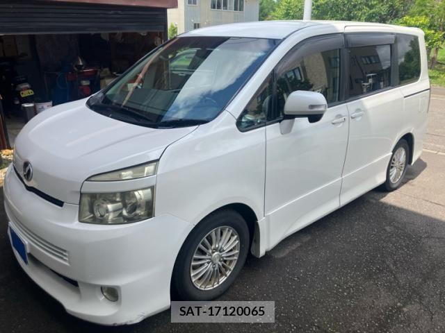 Toyota VOXY 2007-09 7730072-1