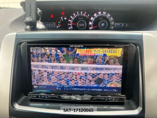 Toyota VOXY 2007-09 7730072-21
