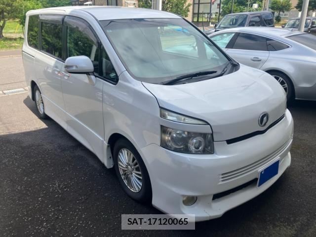 Toyota VOXY 2007-09 7730072-2