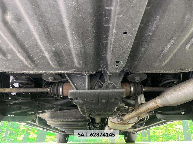 Toyota VOXY 2021-03 7730061-18