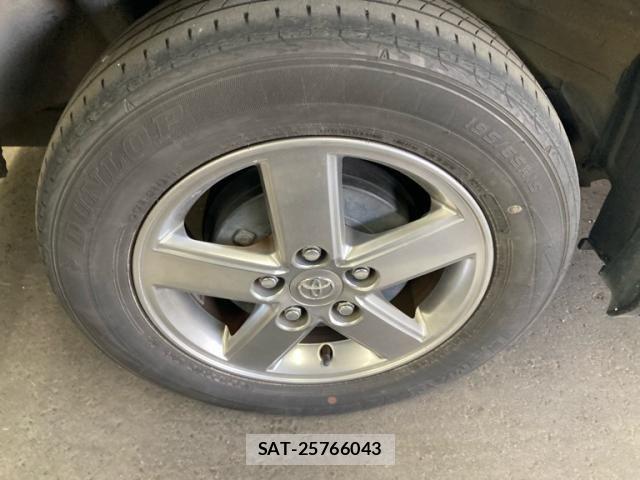 Toyota VOXY 2005-07 7789987-8