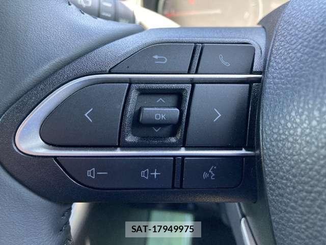 Toyota VOXY 2022-04 7790002-12