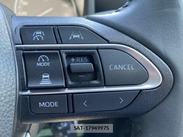 Toyota VOXY 2022-04 7790002-13