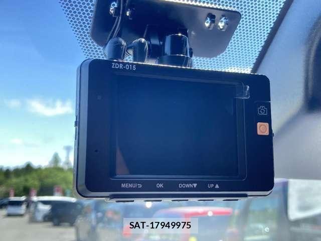 Toyota VOXY 2022-04 7790002-18