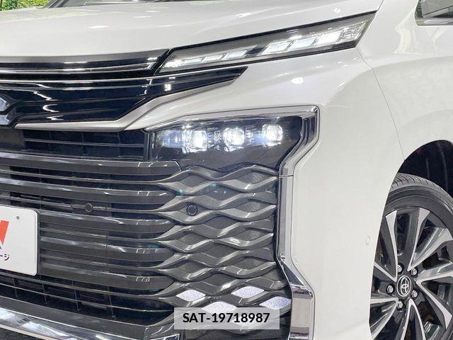 Toyota VOXY 2023-03 7790004-13