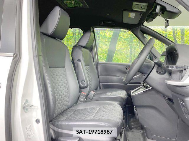Toyota VOXY 2023-03 7790004-8