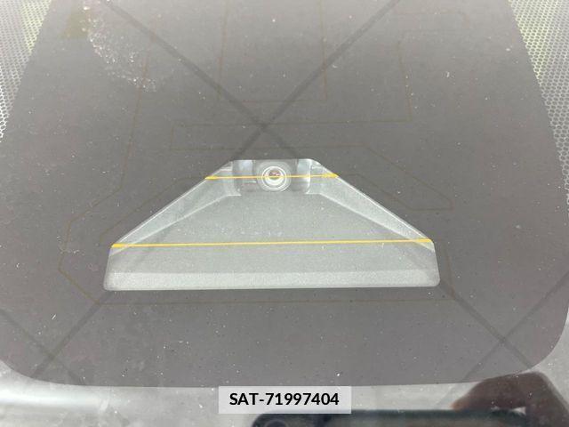 Toyota VOXY 2023-04 7789998-6