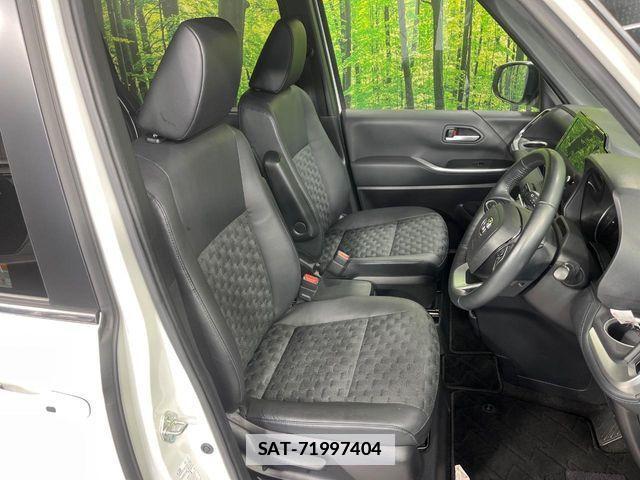 Toyota VOXY 2023-04 7789998-8